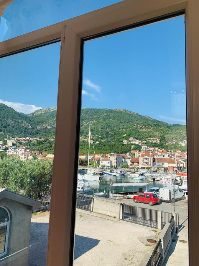 Villa Nela Tivat Exteriör bild