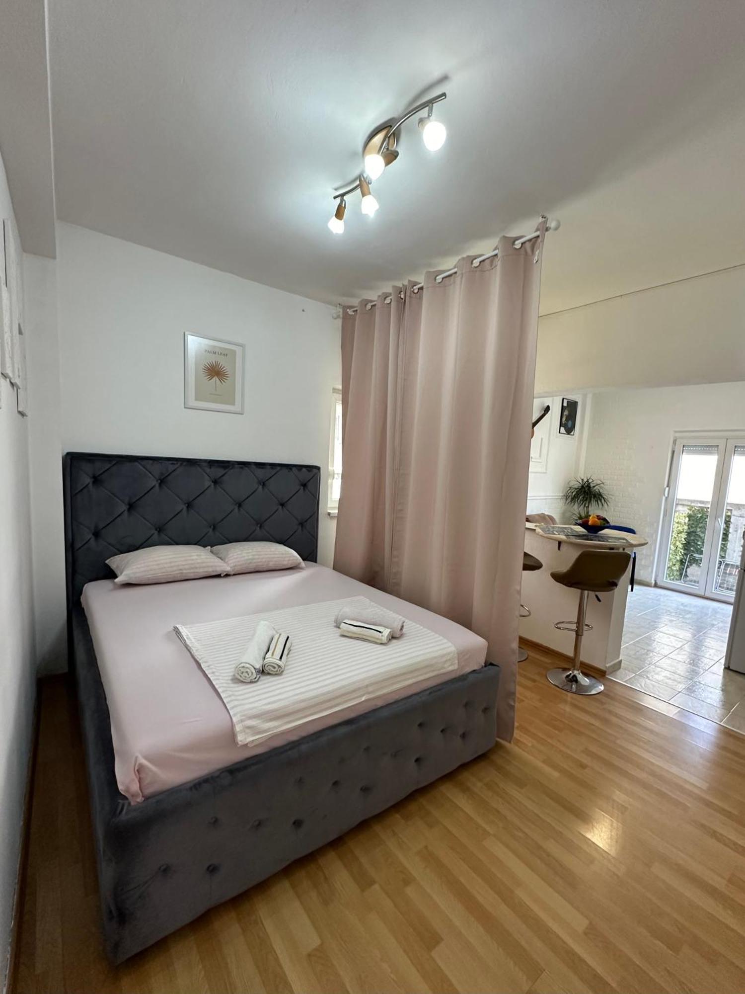 Villa Nela Tivat Exteriör bild
