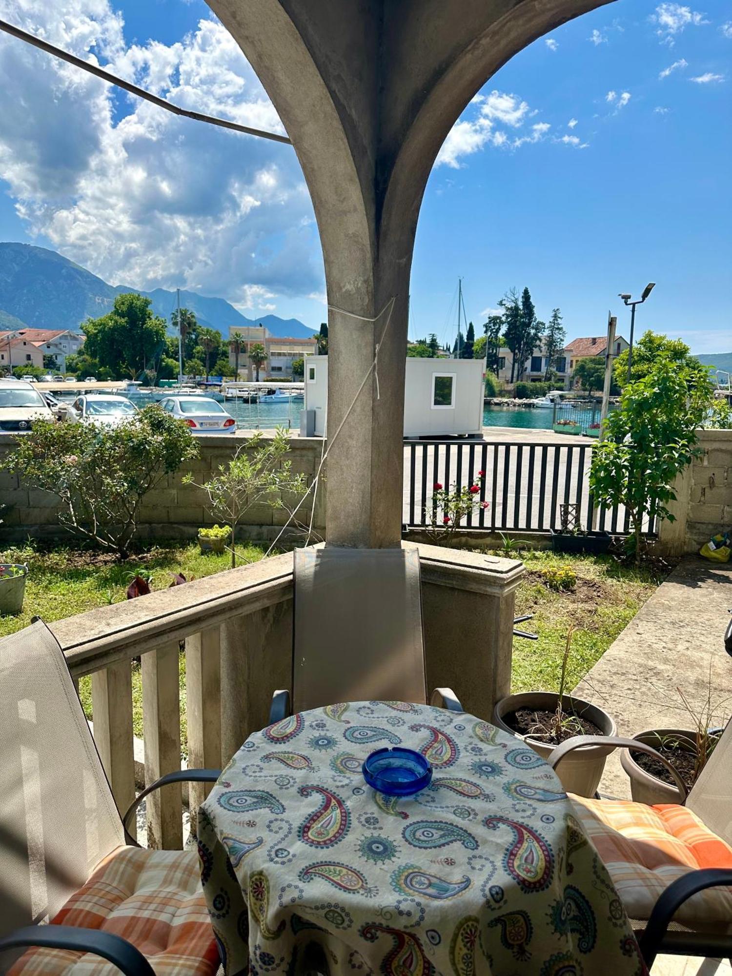 Villa Nela Tivat Exteriör bild