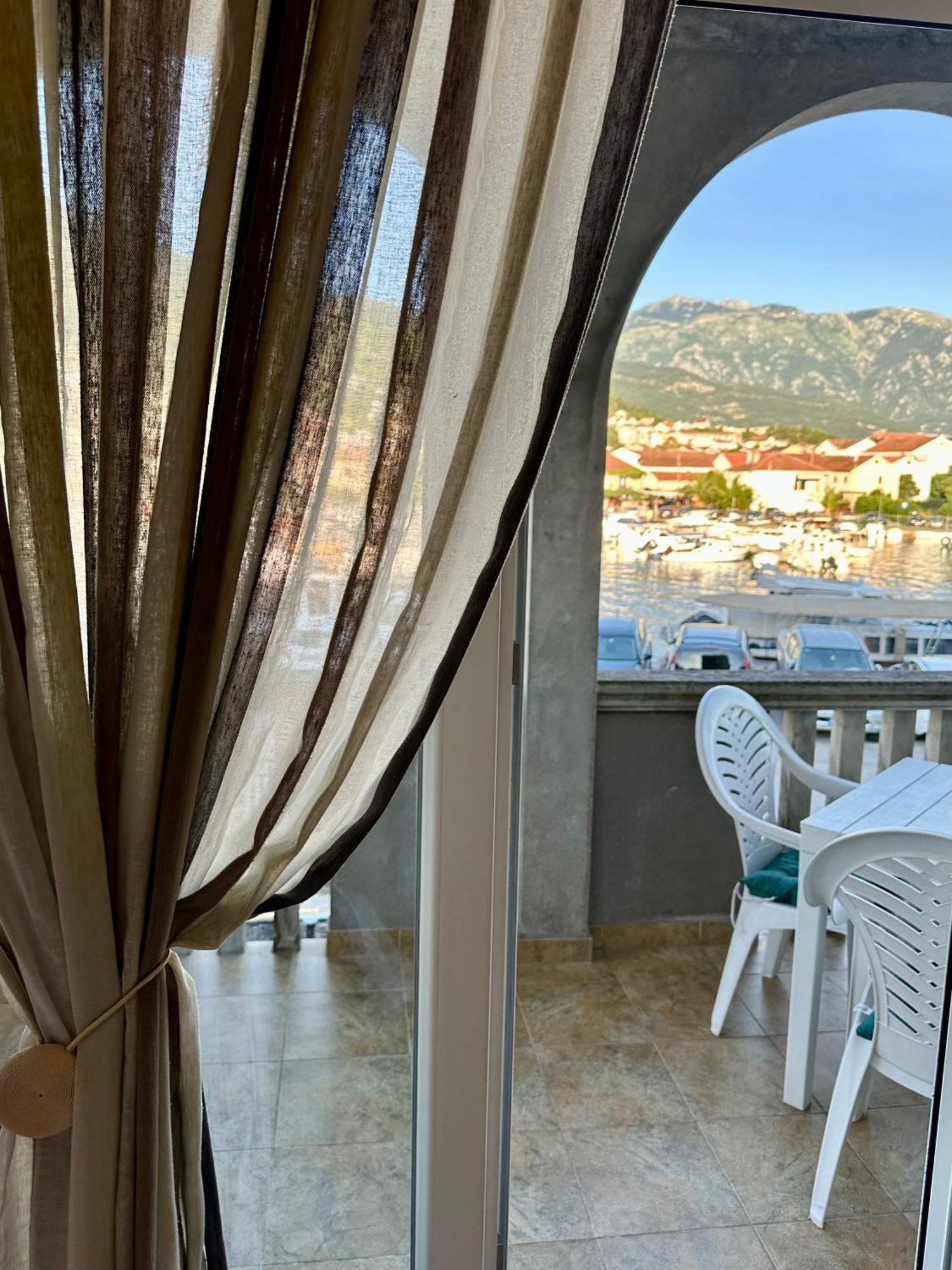 Villa Nela Tivat Exteriör bild
